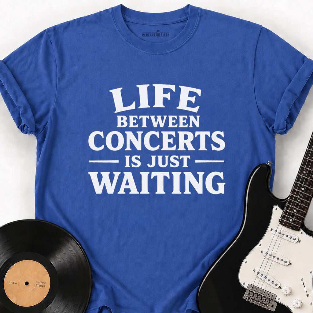 LIFE BETWEEN T-SHIRT