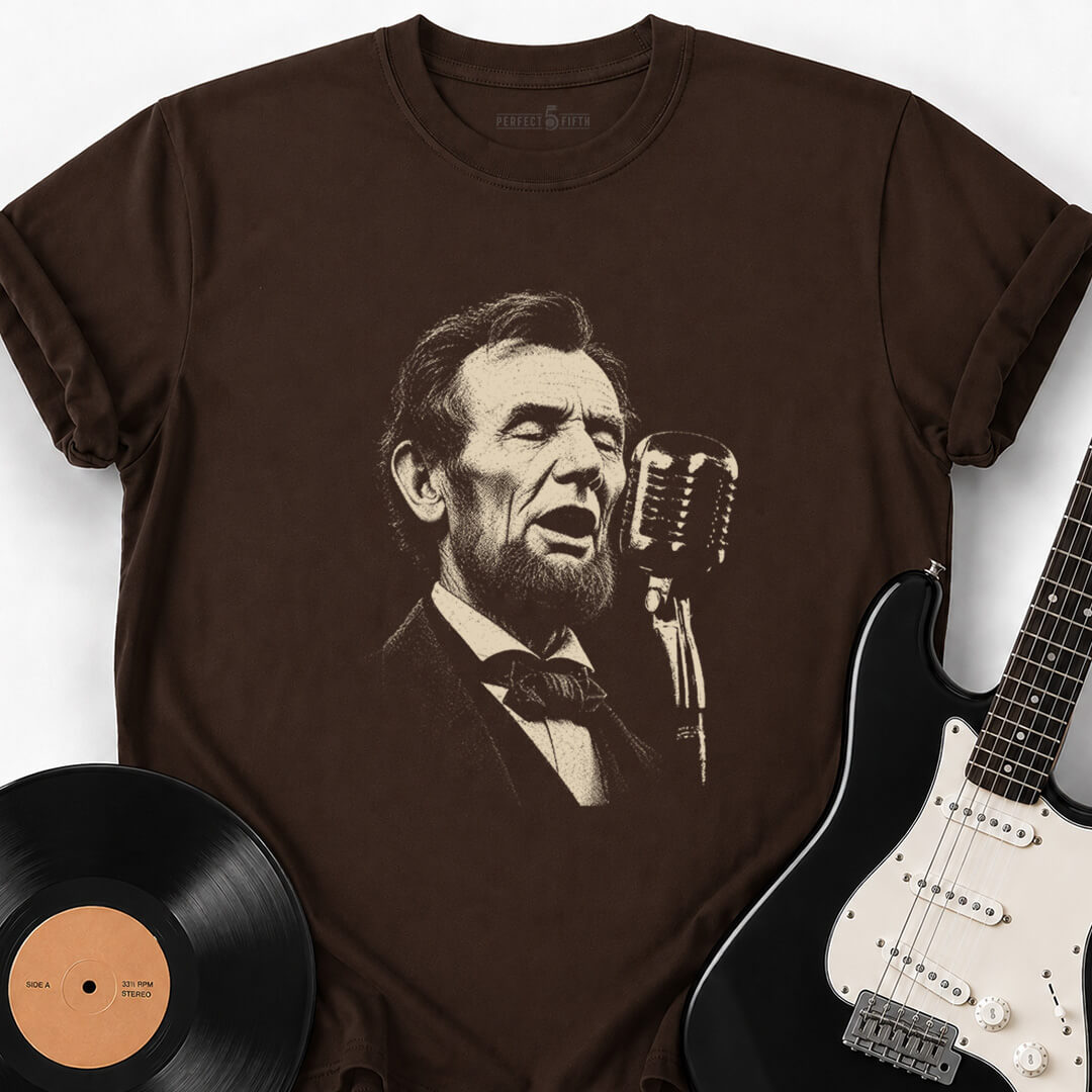 LINCOLN SINGS T-SHIRT