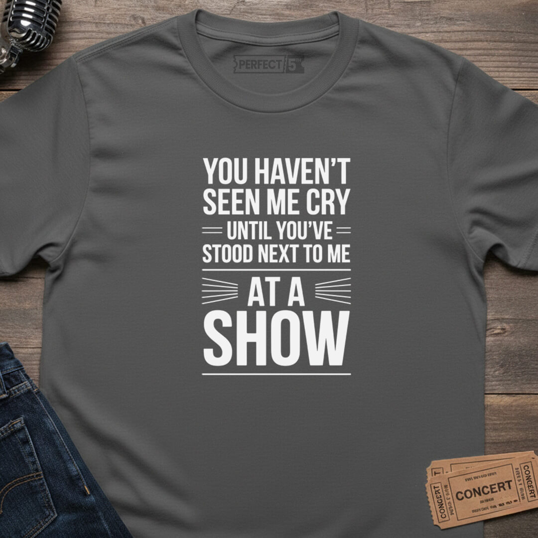 SHOW SIDE TEARS T-SHIRT