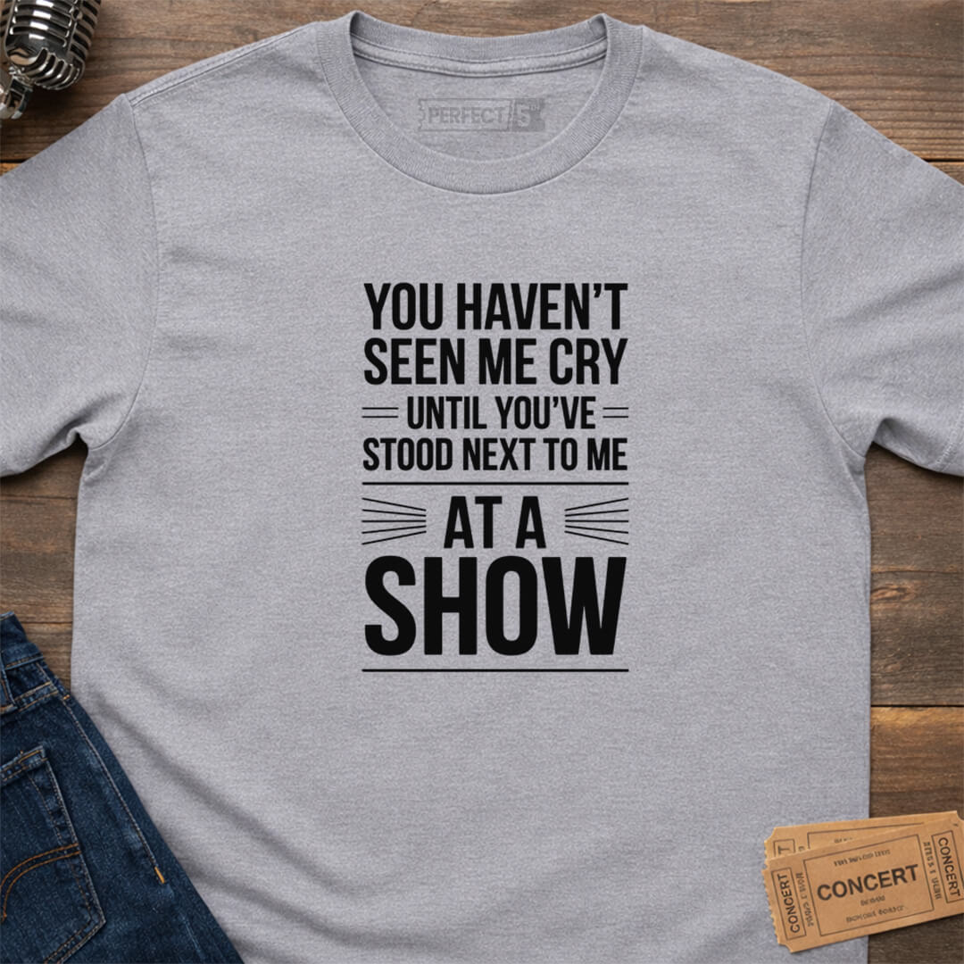 SHOW SIDE TEARS T-SHIRT